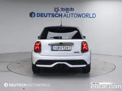 Mini Cooper 2023 2.0 гидро в Москве № 182387, миниатюра 4