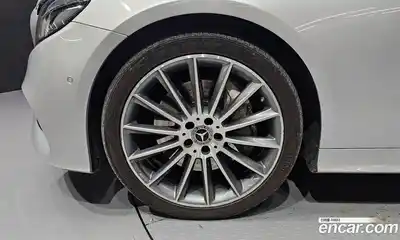Mercedes-Benz E-Class 2019 3.0 гидро в Москве № 194533, миниатюра 5