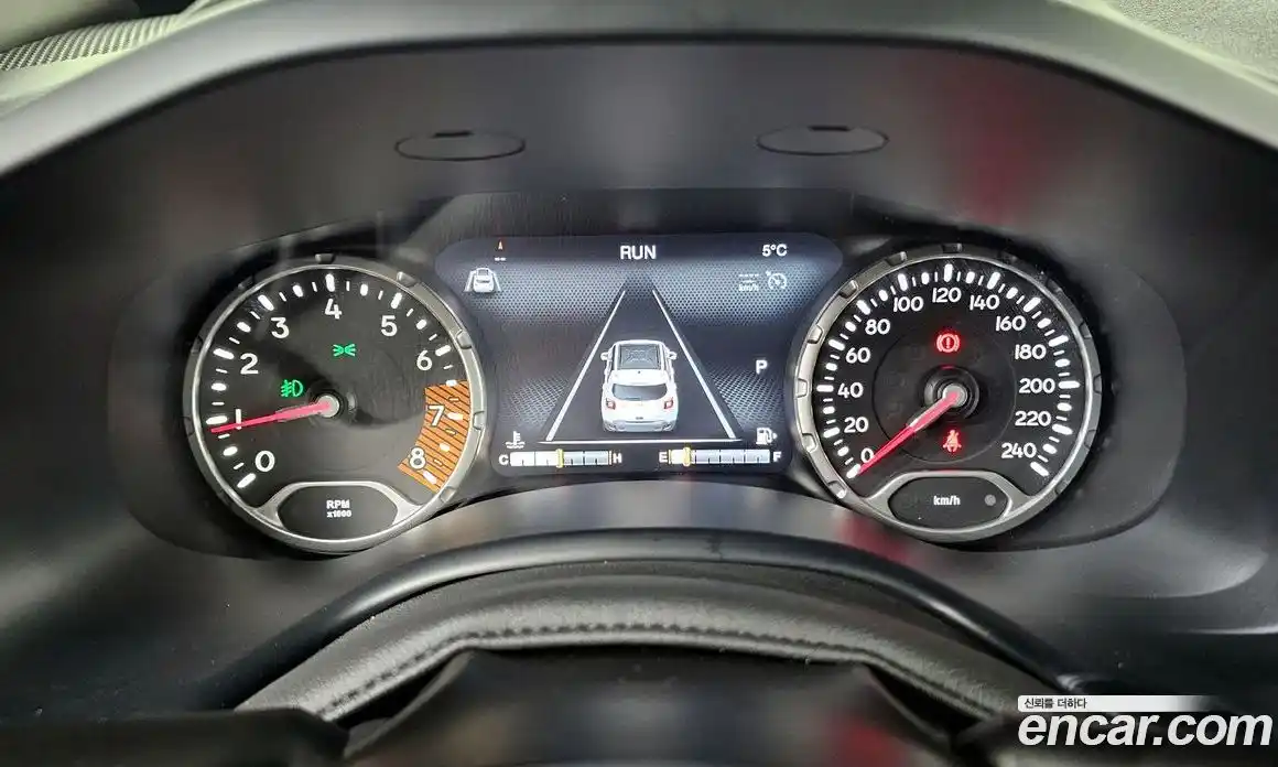 Jeep Renegade 2023 1.3 гидро в Москве № 199387, фото 8