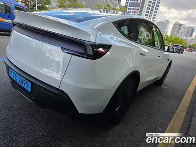 Tesla Model Y 2025 гидро в Москве № 214456, миниатюра 4