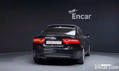 Jaguar XE 2015 2.0 гидро в Москве № 256055, миниатюра 4