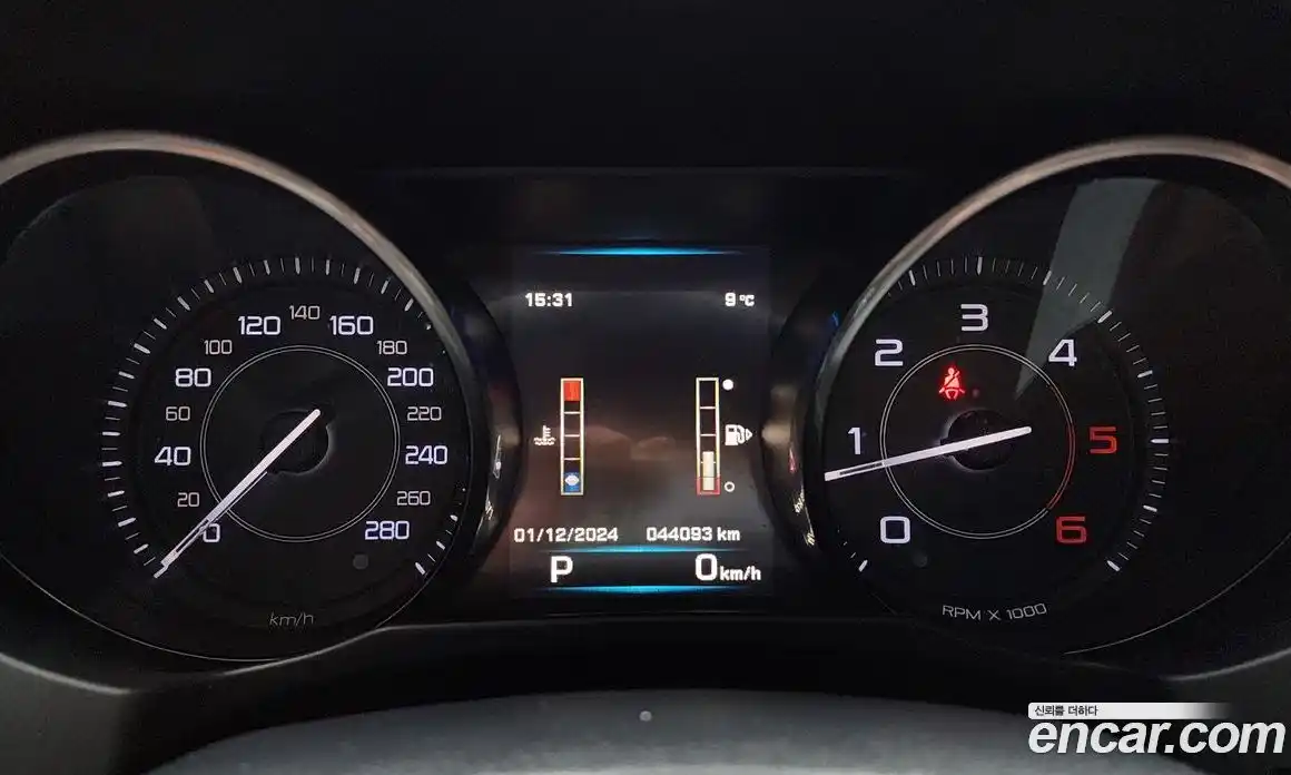 Jaguar XE 2015 2.0 гидро в Москве № 256055, фото 8