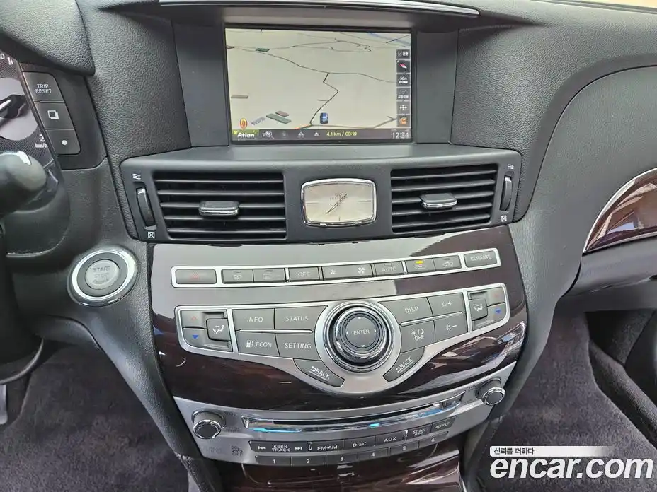 Infiniti M 2013 3.7 гидро в Москве № 256207, фото 14