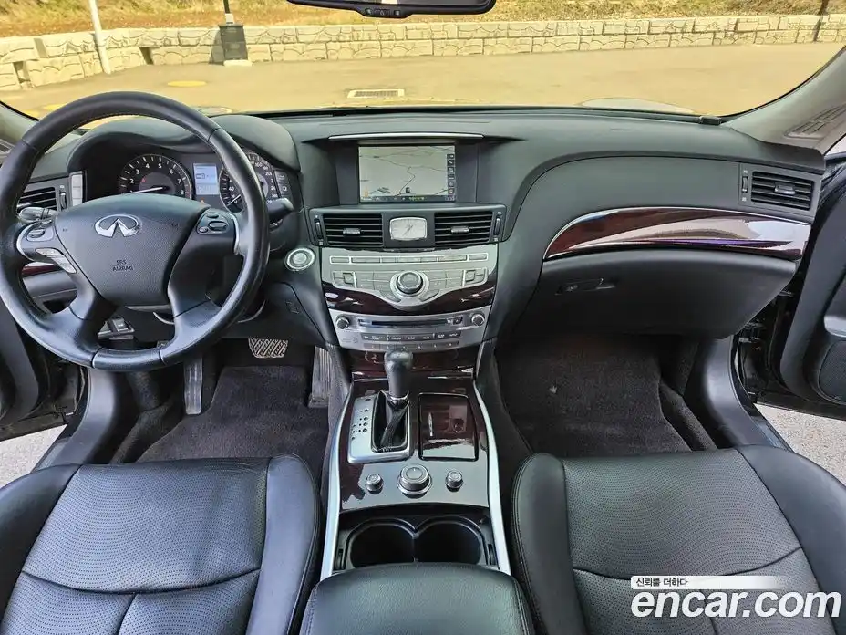 Infiniti M 2013 3.7 гидро в Москве № 256207, фото 7