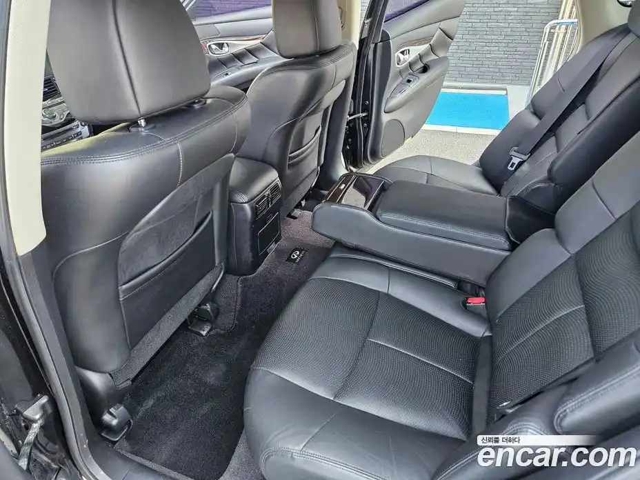 Infiniti M 2013 3.7 гидро в Москве № 256207, фото 9