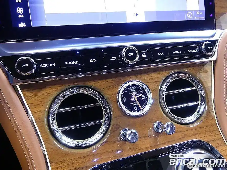 Bentley Continental 2022 4.0 гидро в Москве № 256598, фото 15