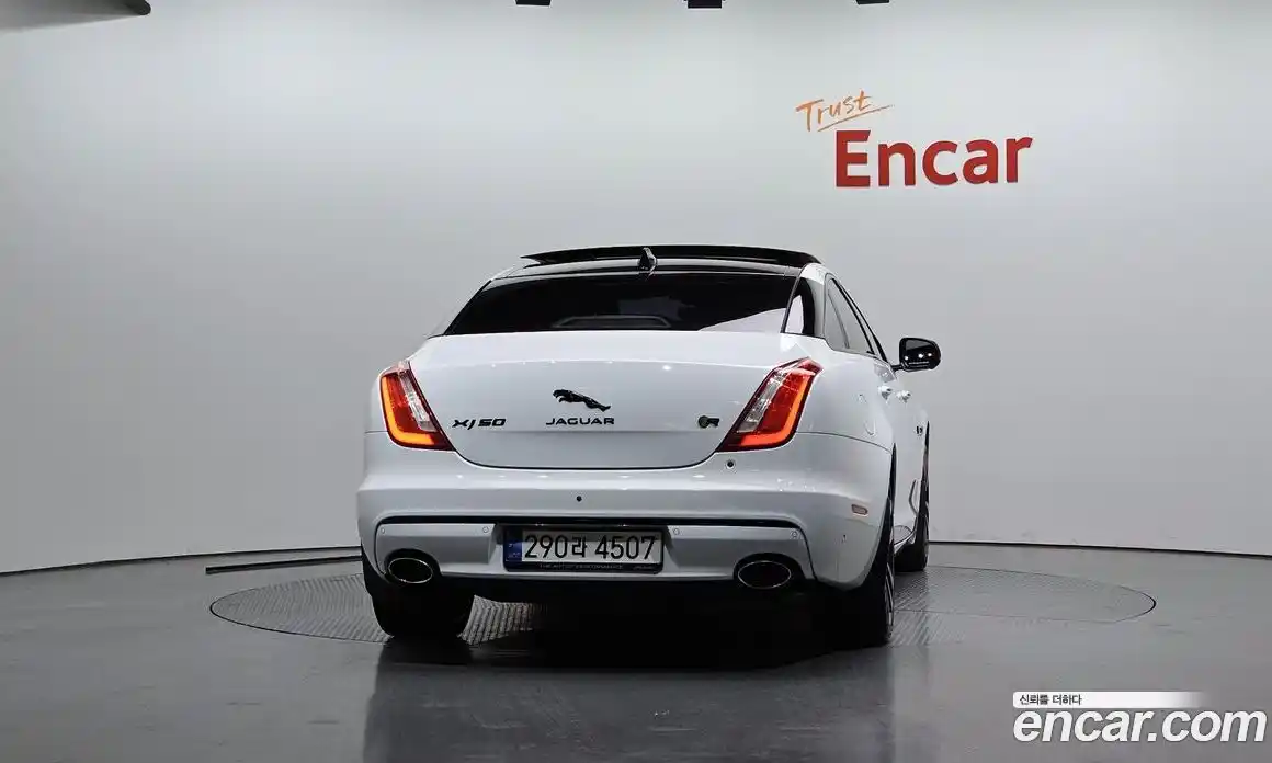 Jaguar XJ 2019 3.0 гидро в Москве № 304939, фото 4