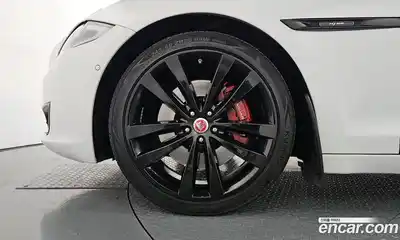 Jaguar XJ 2019 3.0 гидро в Москве № 304939, миниатюра 5
