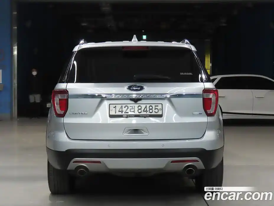 Ford Explorer 2017 2.3 гидро в Москве № 330812, фото 3