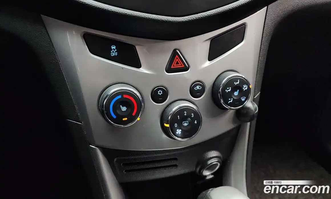 Chevrolet Trax 2014 1.4 гидро в Москве № 76035, фото 15