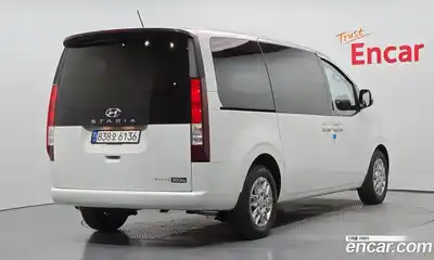 Hyundai Staria 2023 2.2 гидро в Москве № 107893, миниатюра 2