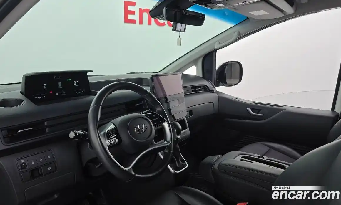 Hyundai Staria 2023 2.2 гидро в Москве № 107893, фото 7