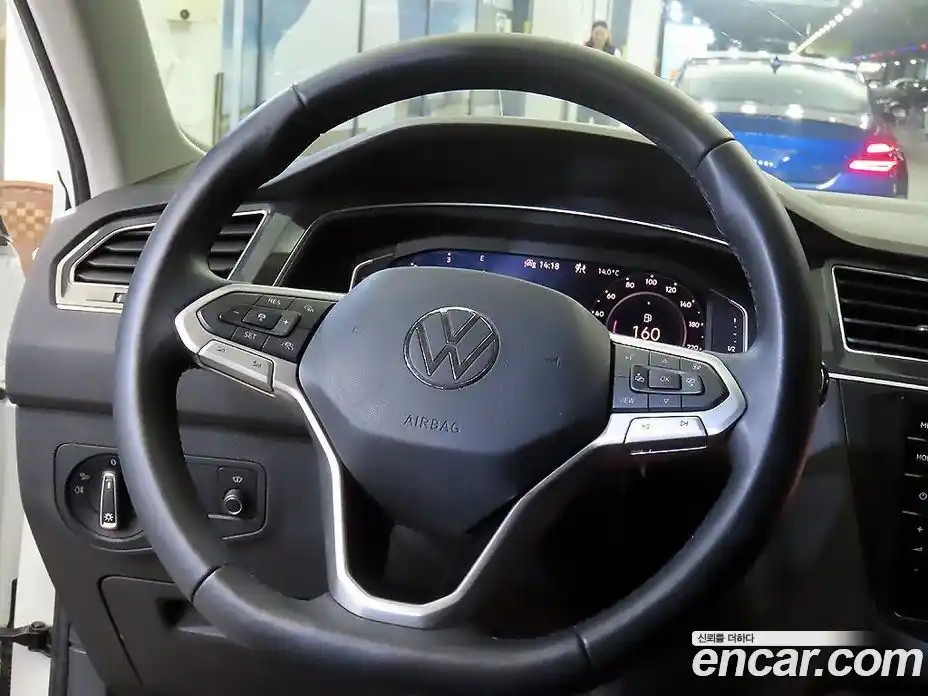 Volkswagen Tiguan 2021 2.0 гидро в Москве № 1139183, фото 16