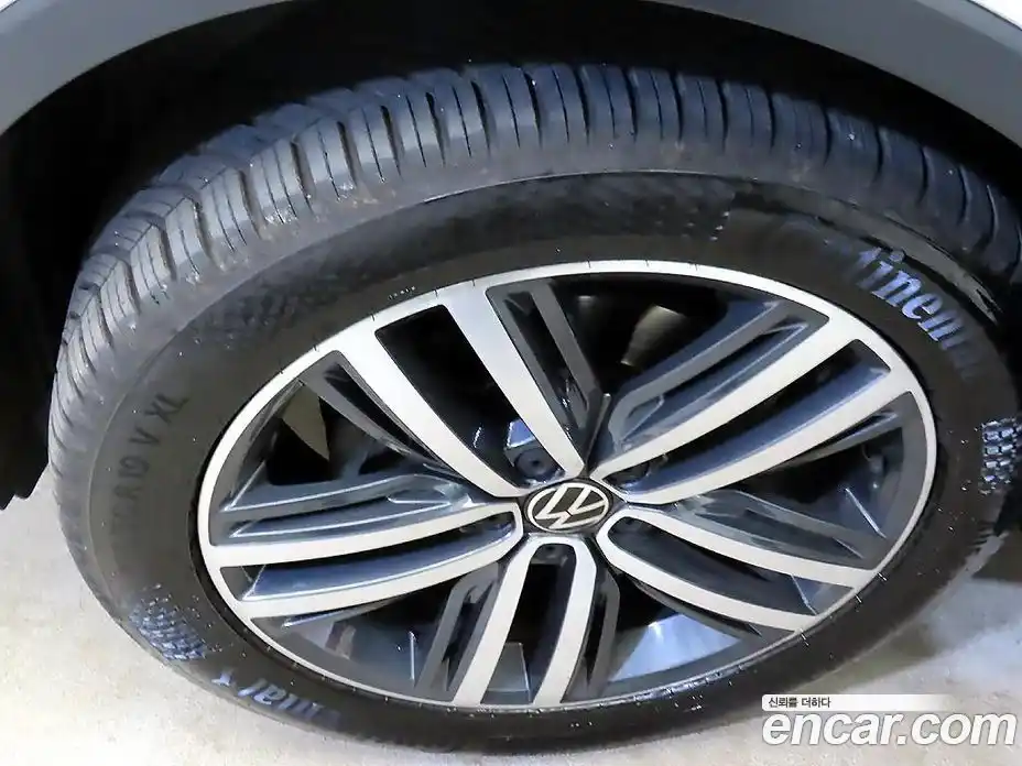 Volkswagen Tiguan 2021 2.0 гидро в Москве № 1139183, фото 6