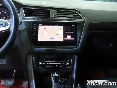 Volkswagen Tiguan 2021 2.0 гидро в Москве № 1139183, миниатюра 9