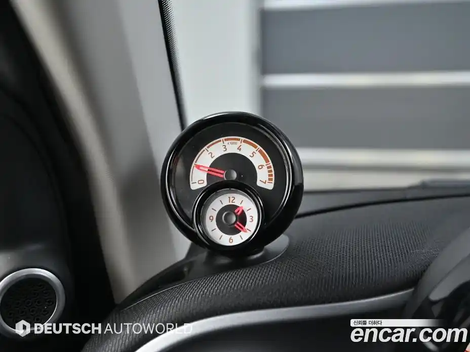 Smart Fortwo 2015 1.0 гидро в Москве № 1200537, фото 17