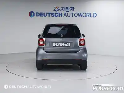 Smart Fortwo 2015 1.0 гидро в Москве № 1200537, миниатюра 4