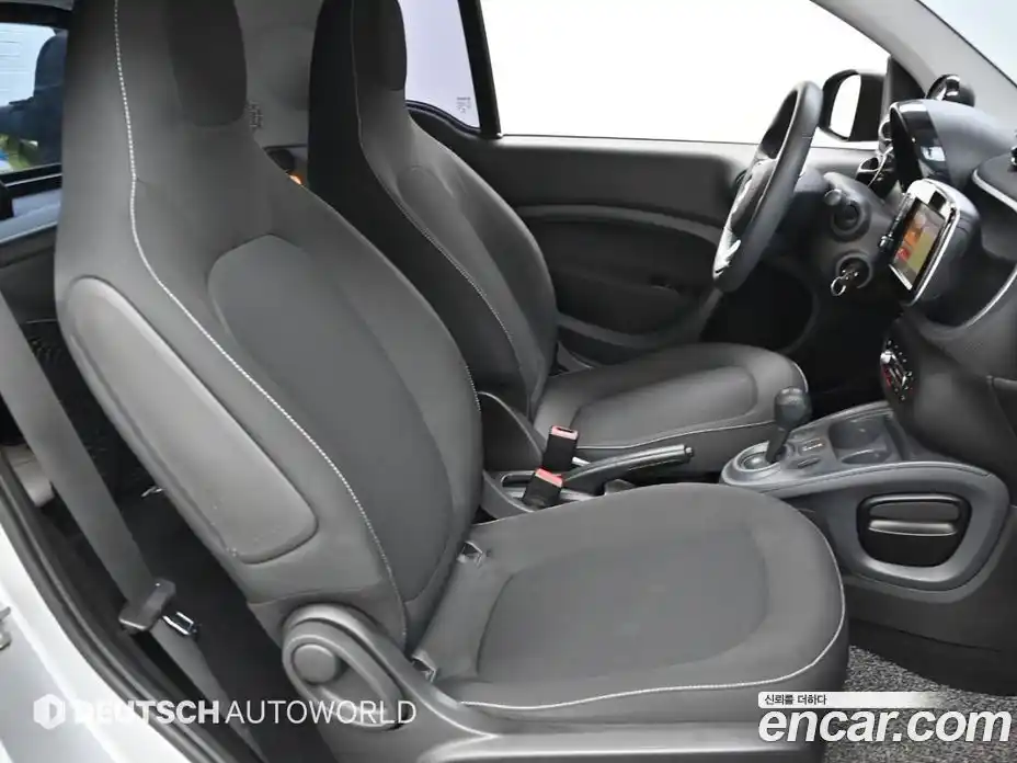 Smart Fortwo 2015 1.0 гидро в Москве № 1200537, фото 10