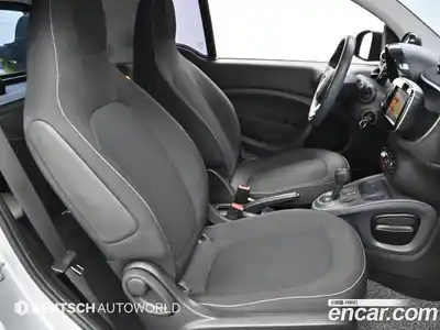 Smart Fortwo 2015 1.0 гидро в Москве № 1200537, миниатюра 10