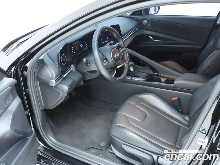 Hyundai Avante 2023 1.6 гидро в Москве № 1244665, фото 6