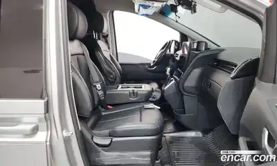 Hyundai Staria 2023 2.2 гидро в Москве № 1244753, миниатюра 11