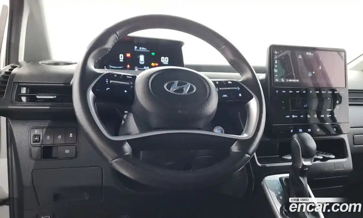 Hyundai Staria 2023 2.2 гидро в Москве № 1244753, фото 13