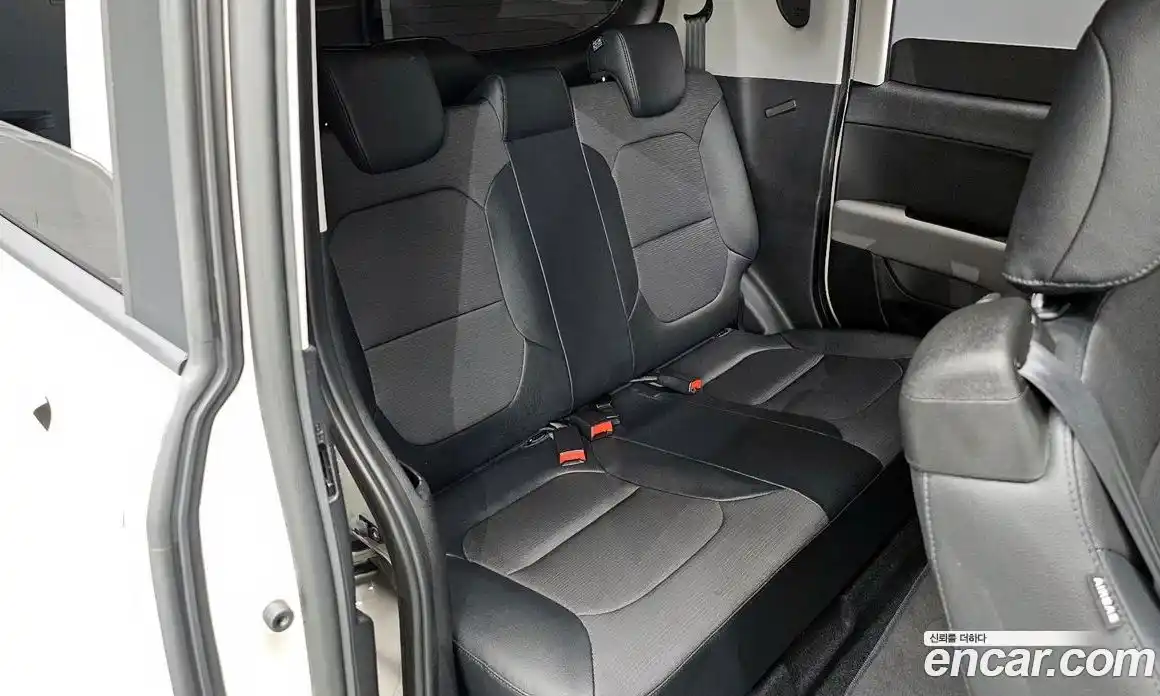 Kia Ray 2025 1.0 Автомат в Москве № 1244919, фото 12