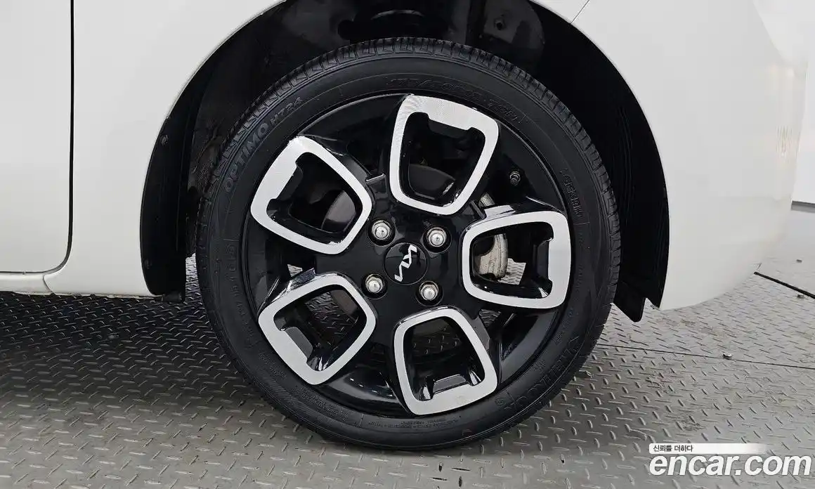 Kia Ray 2022 1.0 Автомат в Москве № 1245012, фото 4