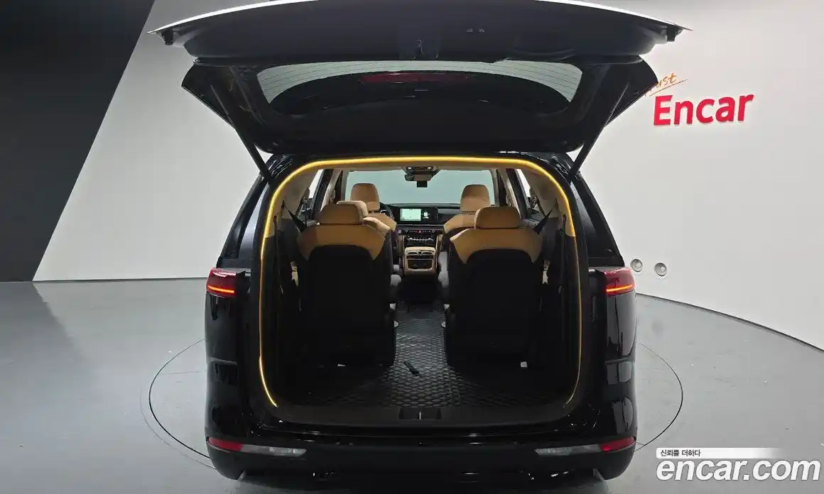 Kia Canival 2022 2.2 Автомат в Москве № 1245169, фото 16