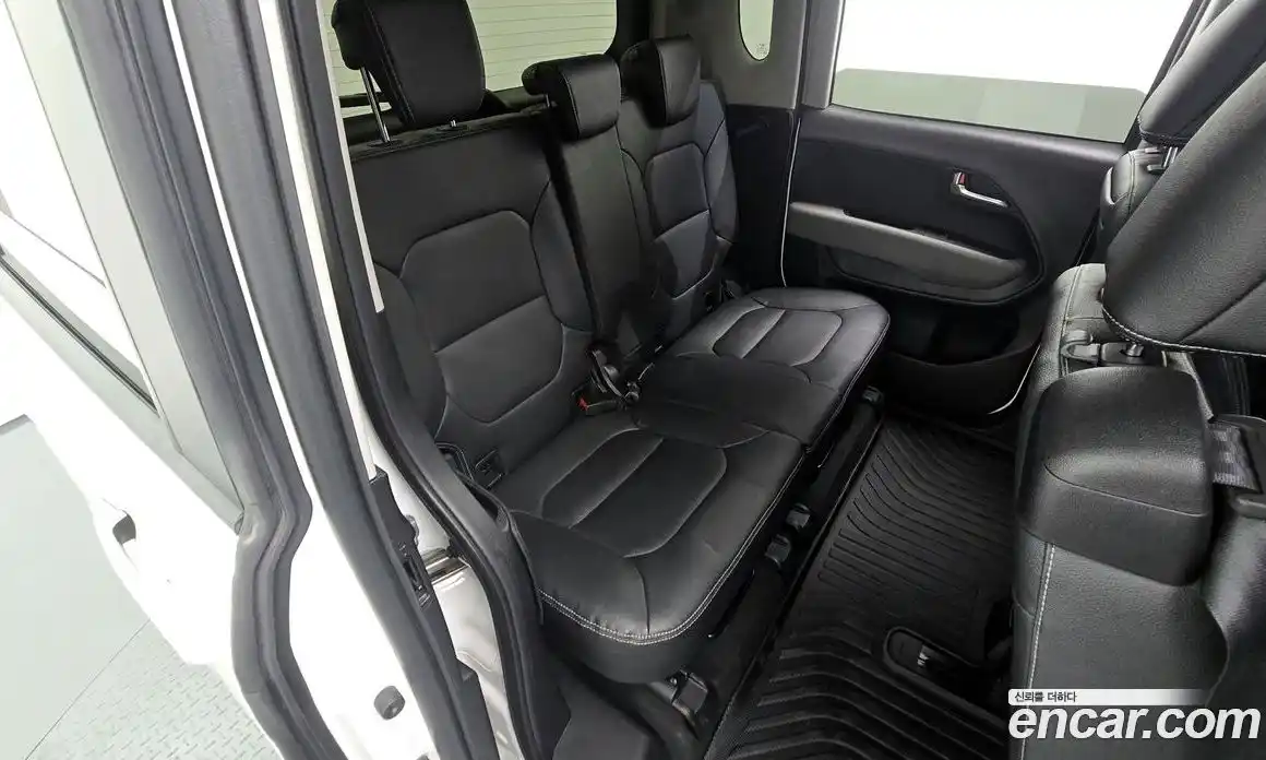 Kia Ray 2022 1.0 Автомат в Москве № 1245306, фото 12