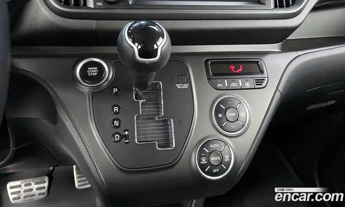 Kia Ray 2022 1.0 Автомат в Москве № 1245306, фото 9