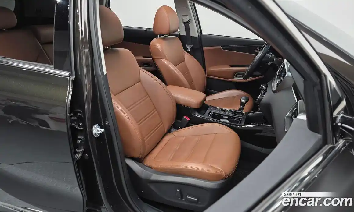 Kia Sorento 2017 2.0 Автомат в Москве № 1245337, фото 12