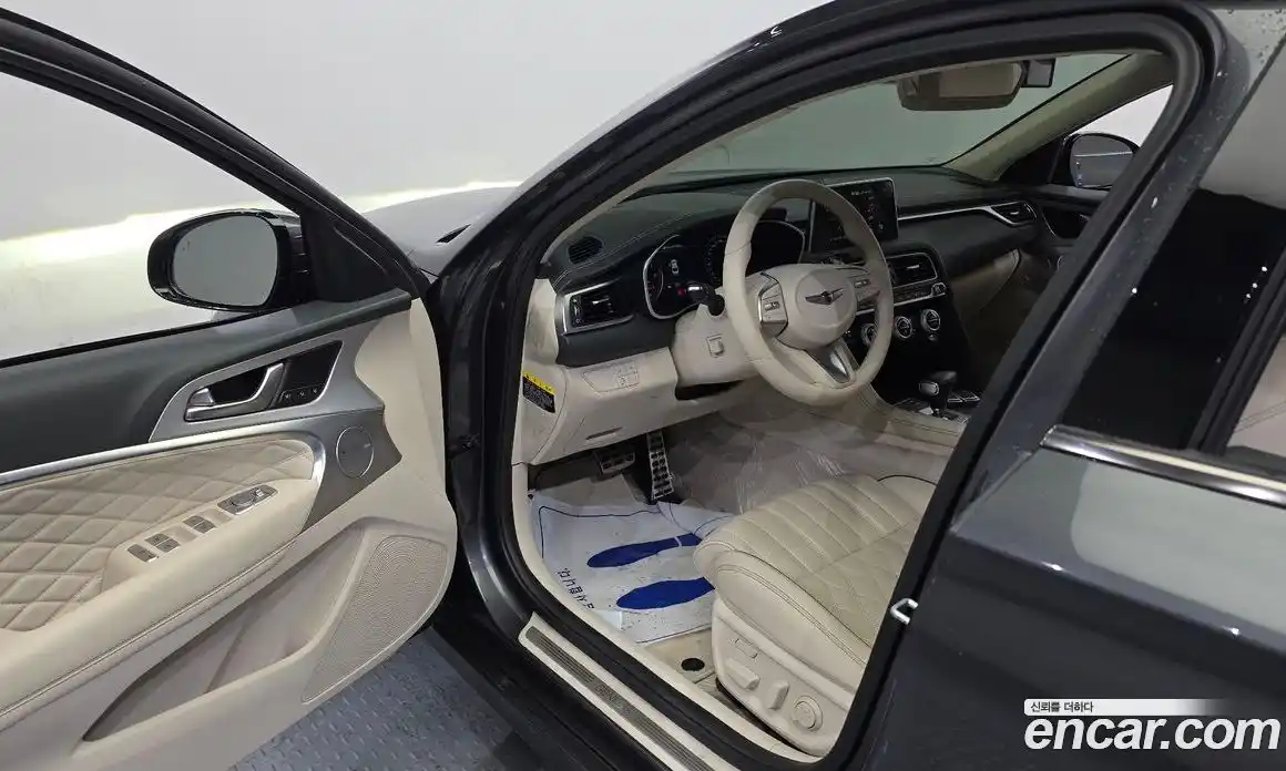 Genesis G70 2018 3.3 Автомат в Москве № 1245406, фото 10