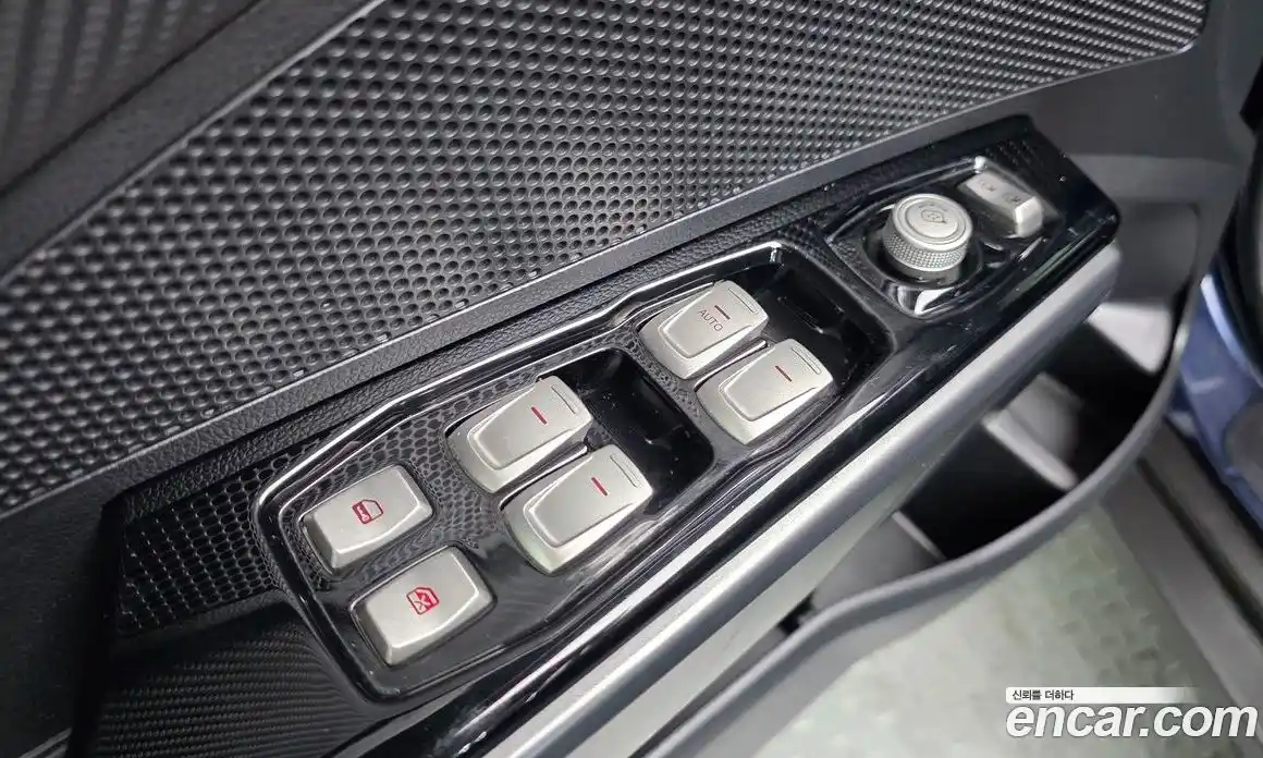 SsangYong TIBOLI 2019 1.6 гидро в Москве, фото 12