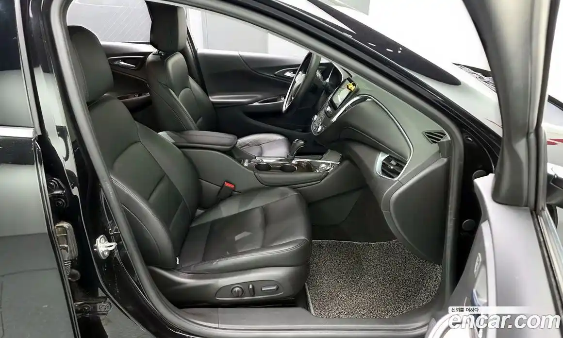 Chevrolet Malibu 2017 2.0 Автомат в Москве № 1246643, фото 12