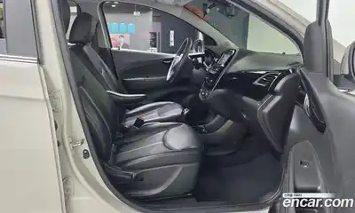 Chevrolet Spark 2018 1.0 гидро в Москве № 1246682, миниатюра 11