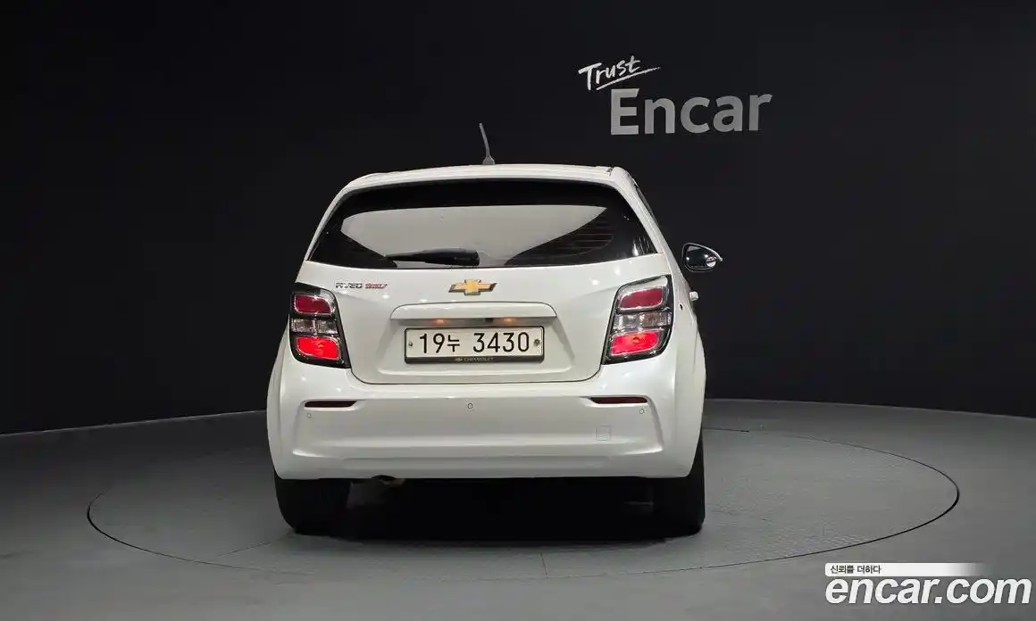 Chevrolet Aveo 2017 1.4 Автомат в Москве № 1246980, фото 4