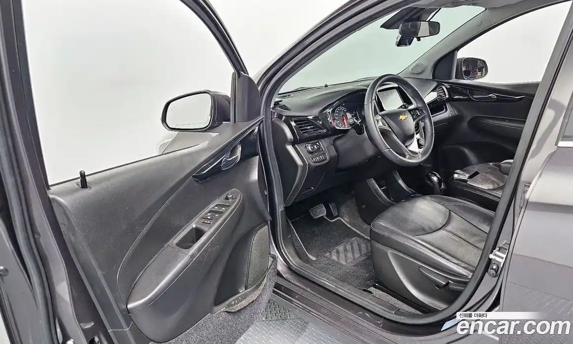 Chevrolet Spark 2016 1.0 гидро в Москве, фото 10