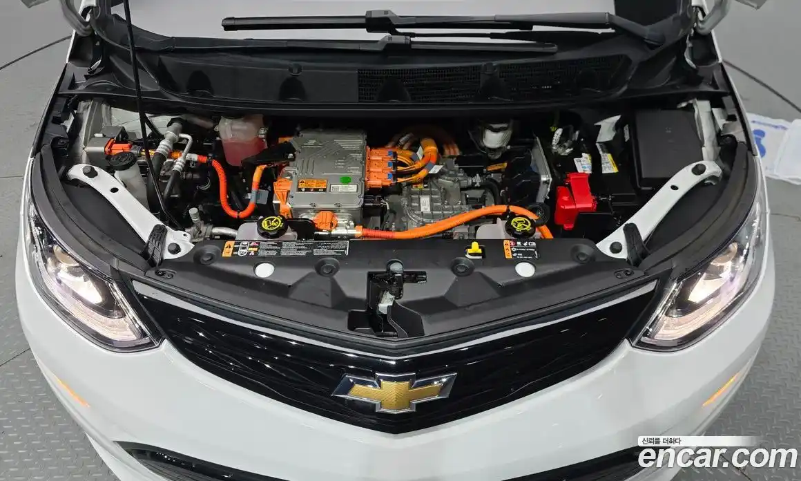 Chevrolet Bolt EV 2020 0.2 Автомат в Москве № 1247244, фото 5