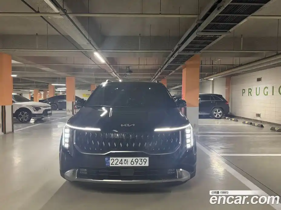 Kia Canival 2025 3.5 гидро в Москве № 1248140, фото 3