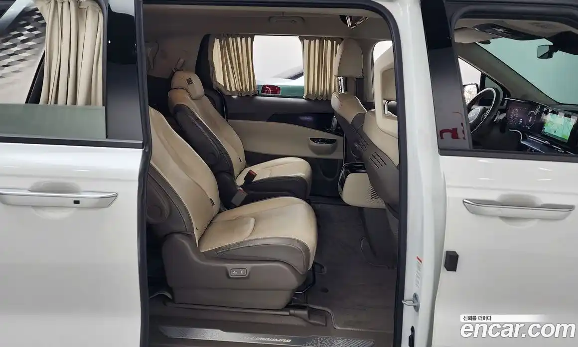 Kia Canival 2022 2.2 Автомат в Москве № 1248371, фото 12