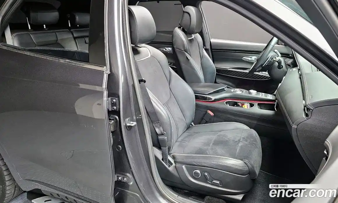 Genesis GV70 2021 3.5 гидро в Москве № 1248457, фото 12