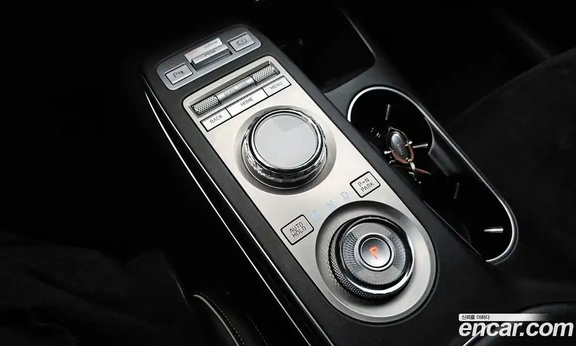 Genesis GV70 2021 3.5 гидро в Москве № 1248457, фото 9