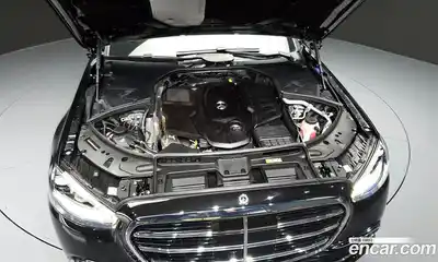 Mercedes-Benz S-Class 2025 3.0 гидро в Москве № 1248504, миниатюра 6