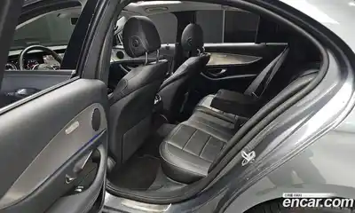 Mercedes-Benz E-Class 2019 2.0 гидро в Москве № 1248965, миниатюра 12