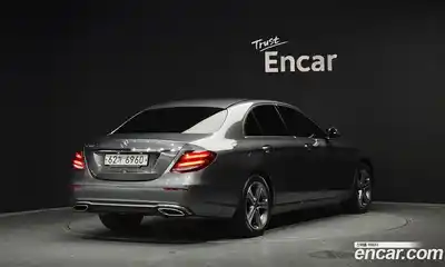 Mercedes-Benz E-Class 2019 2.0 гидро в Москве № 1248965, миниатюра 2