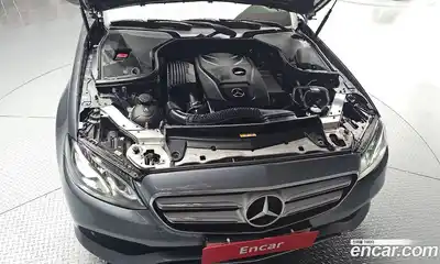 Mercedes-Benz E-Class 2019 2.0 гидро в Москве № 1248965, миниатюра 6