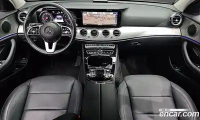 Mercedes-Benz E-Class 2019 2.0 гидро в Москве № 1248965, миниатюра 7