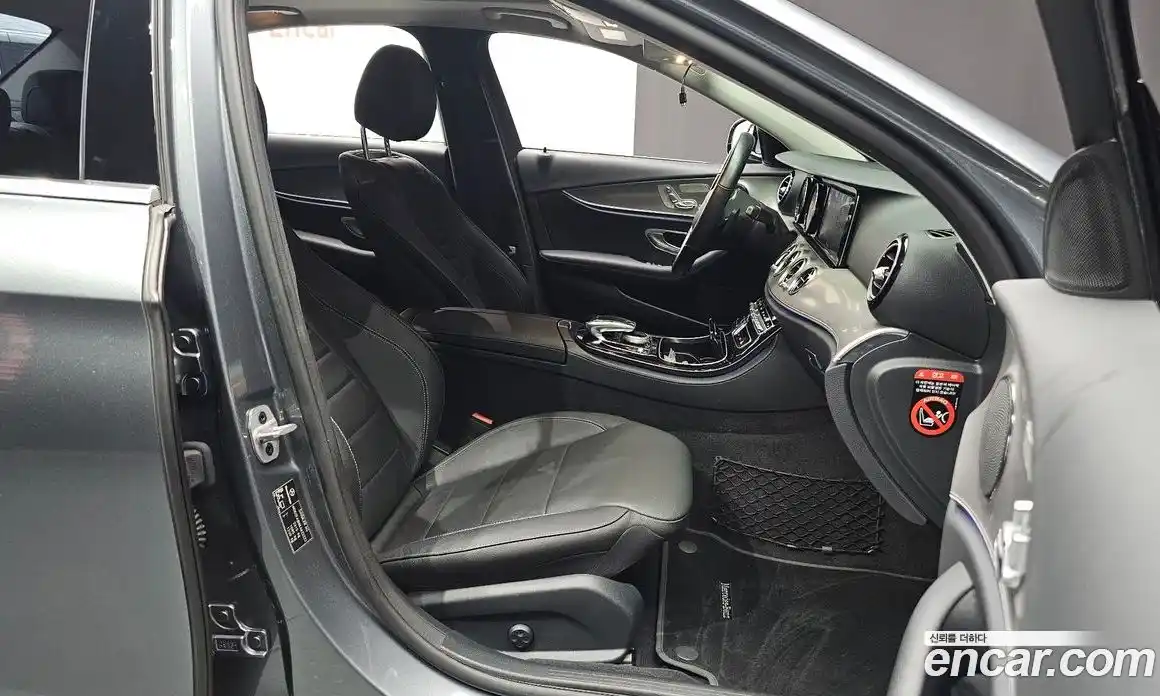 Mercedes-Benz E-Class 2019 2.0 гидро в Москве № 1248965, фото 10
