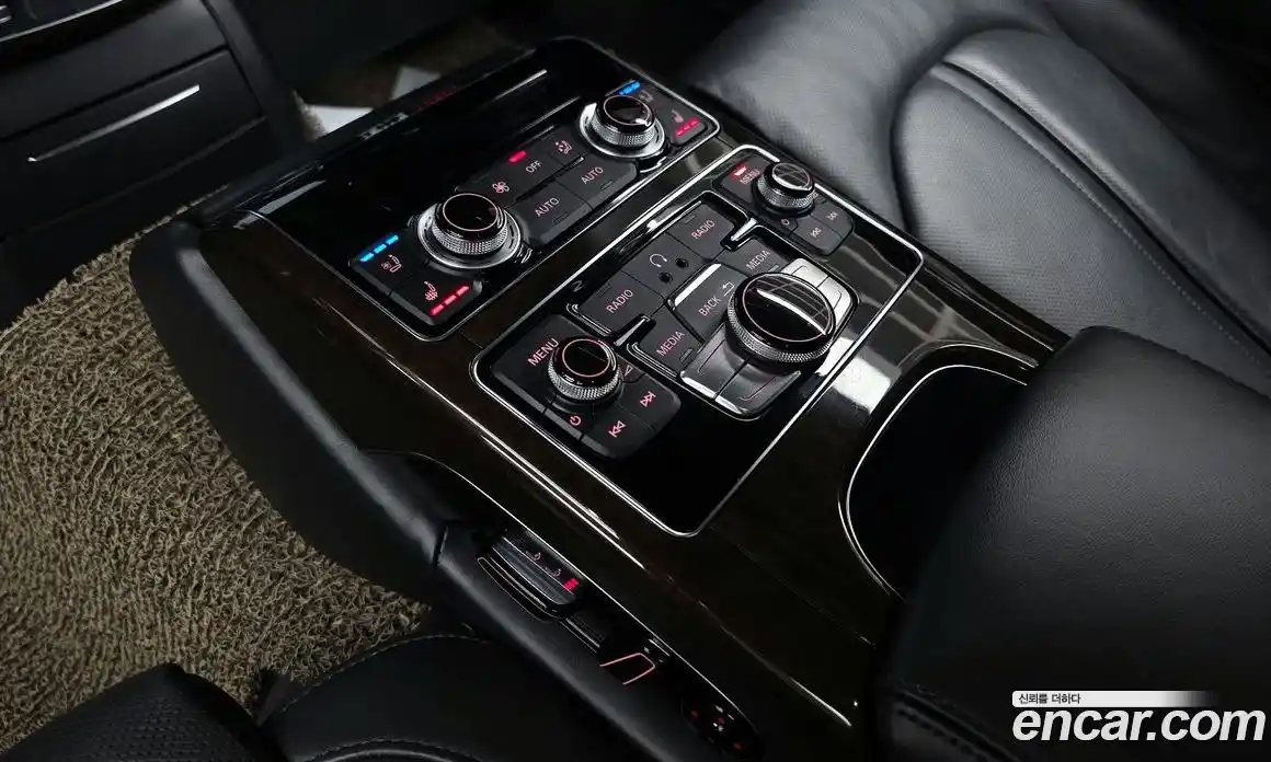 Audi A8 2015 4.0 гидро в Москве № 1249705, фото 19